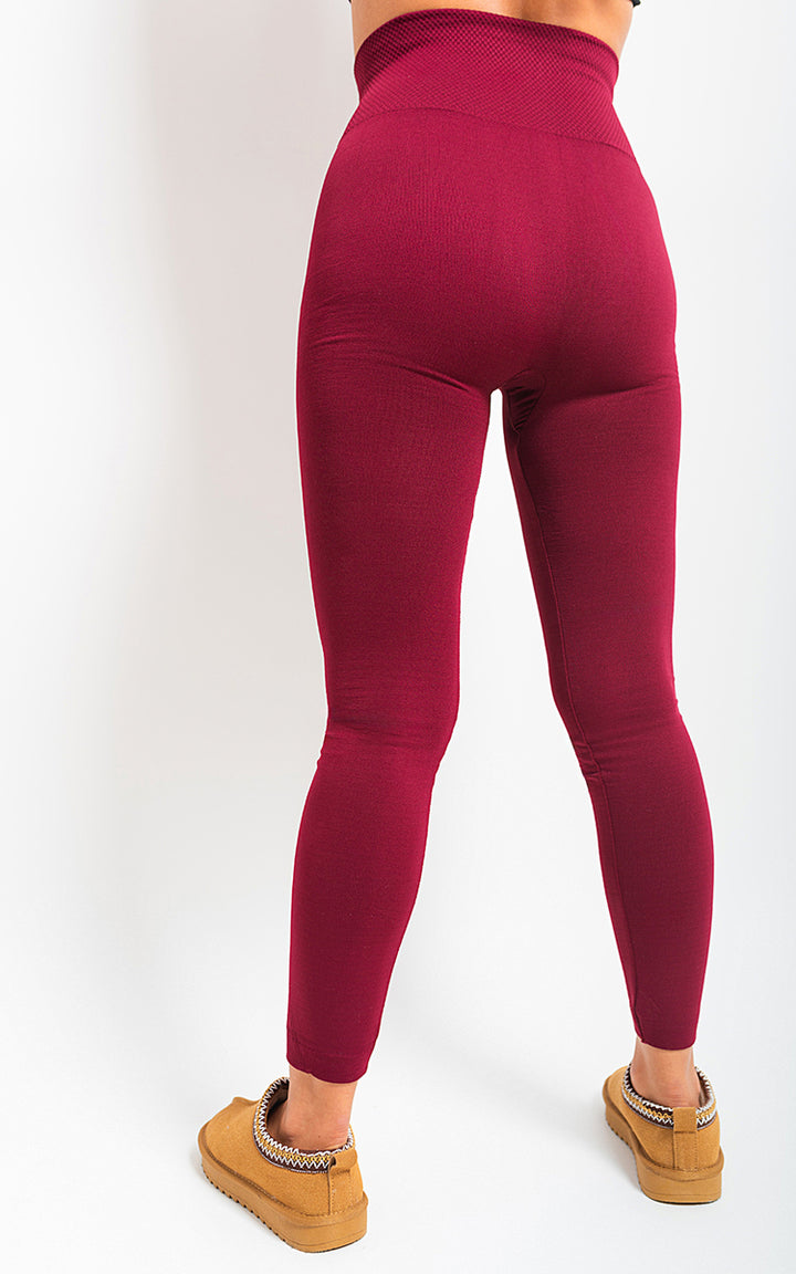 High Waist Tummy Compression Slimming Leggings - Big Size showcased on a model, highlighting the leggings' fit and support features.