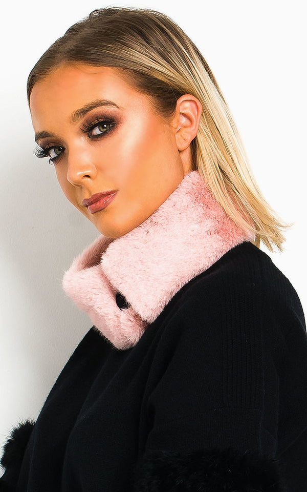 Faux Fur Collar Scarf displayed on a model, highlighting its plush texture and cozy design, perfect for pairing with stylish holiday outfits.