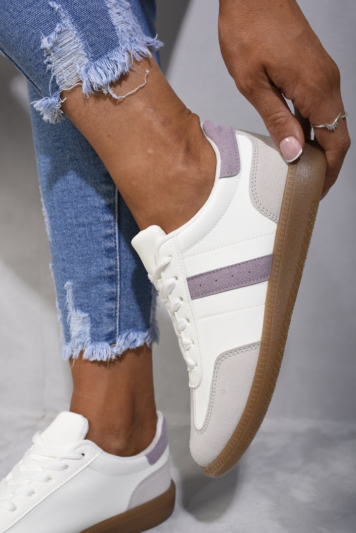 Contrast Panel Lace Up Gum Sole Trainers on feet, showcasing the stylish design and secure fit, ideal for everyday wear. Perfect for fashion-forward UK shoppers.